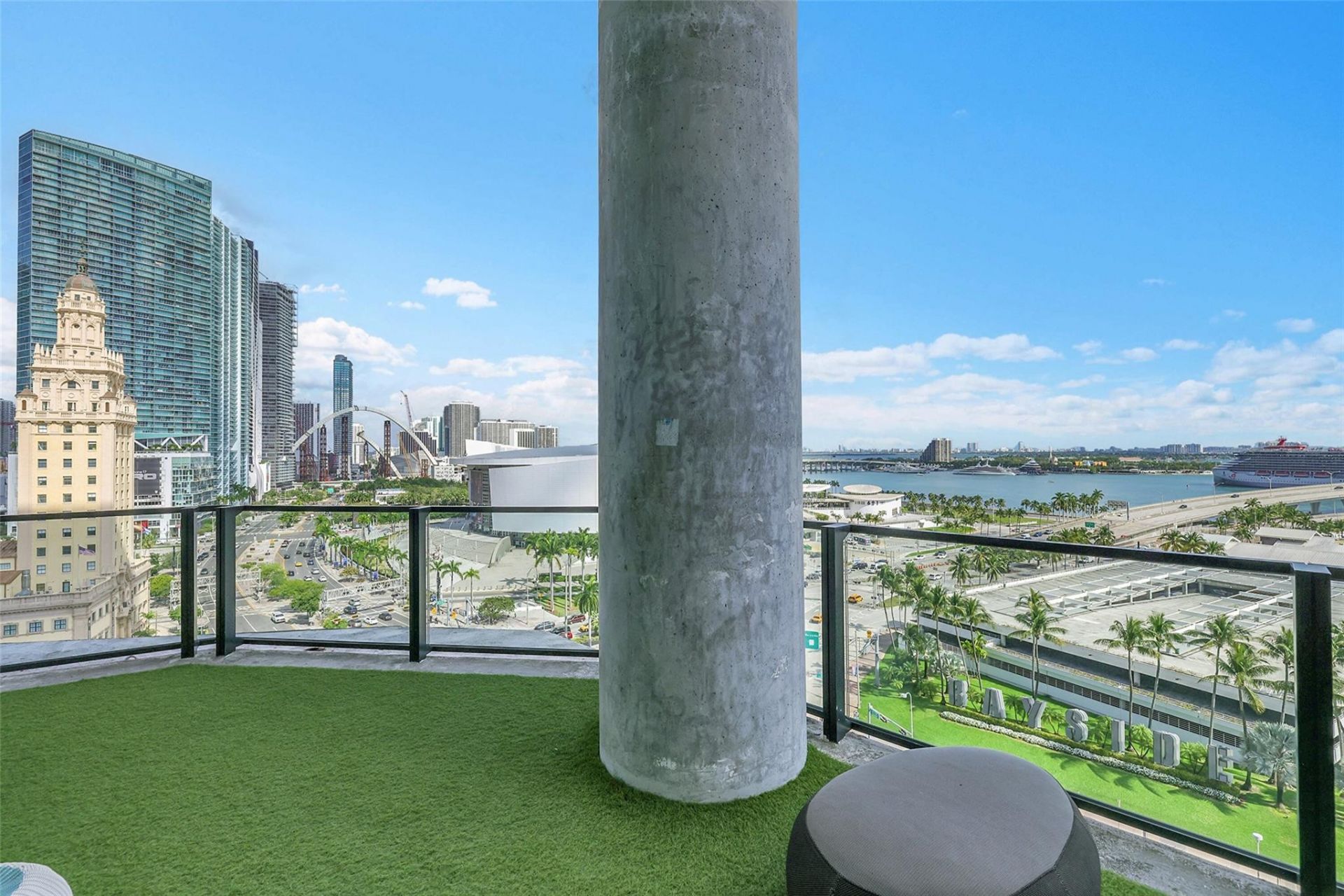 398 NE 5th Street, Unit 4404, Miami, FL 33132 Photo