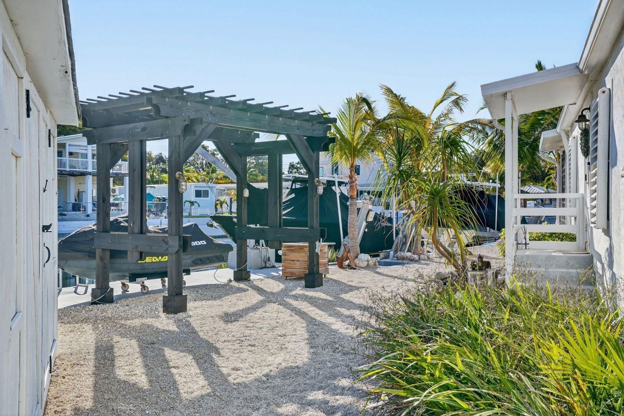 1127 Gulfstream Lane, Key Largo, FL 33037 Photo