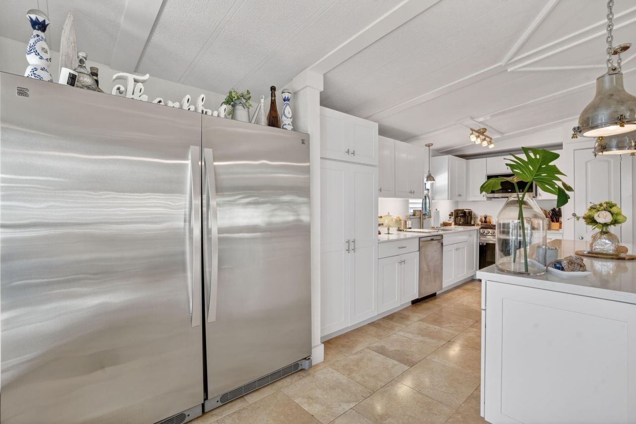 1127 Gulfstream Lane, Key Largo, FL 33037 Photo