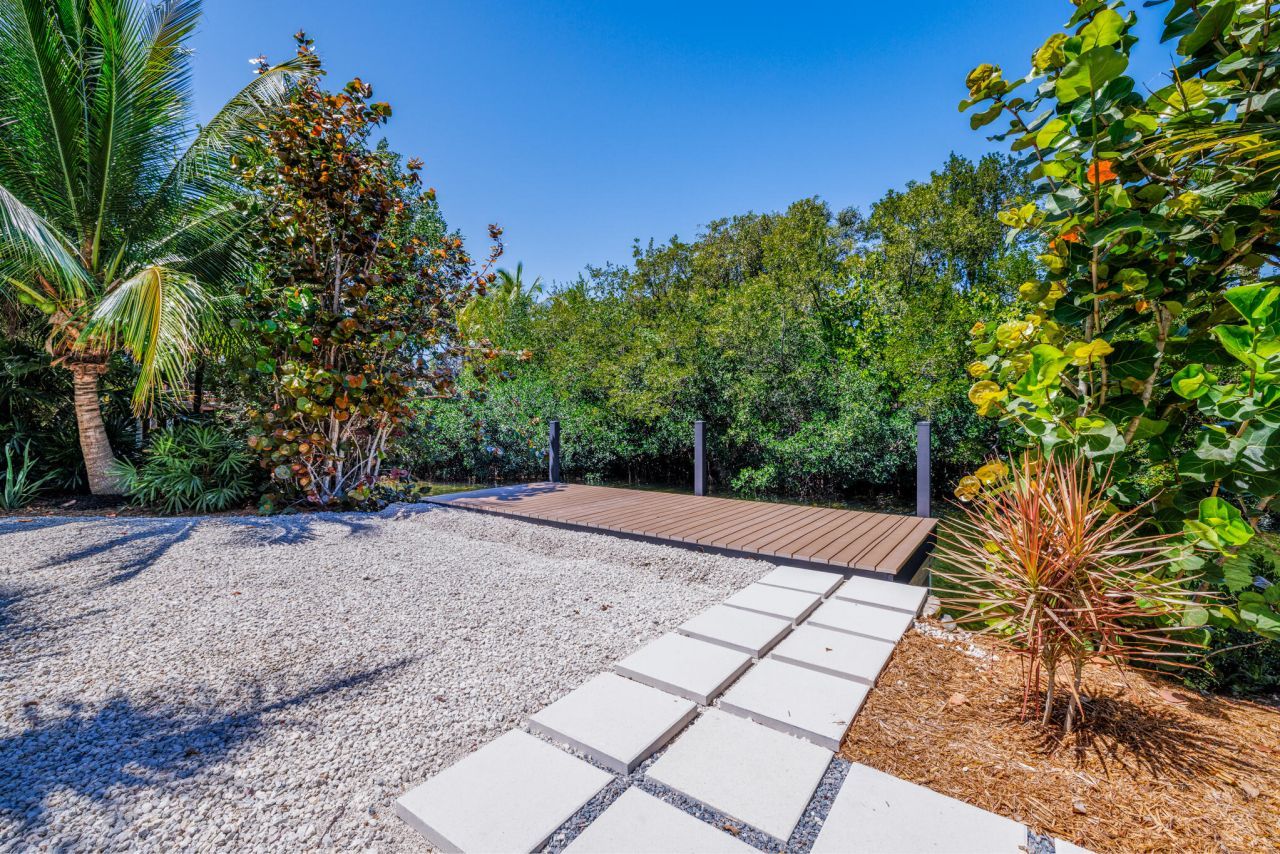 17215 E Bonita Lane, Sugarloaf, FL 33042 Photo