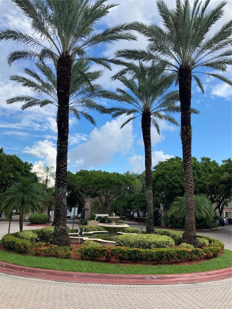 12124 Saint Andrews Pl, Unit 209, Miramar, FL 33025 Photo