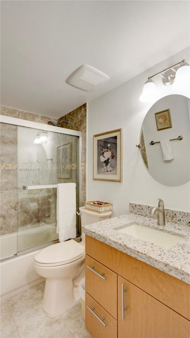 20120 NE 3rd Ct , Unit 8, Miami, FL 33179 Photo
