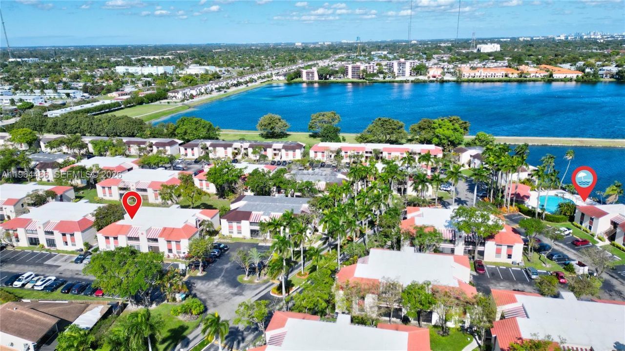 20120 NE 3rd Ct , Unit 8, Miami, FL 33179 Photo