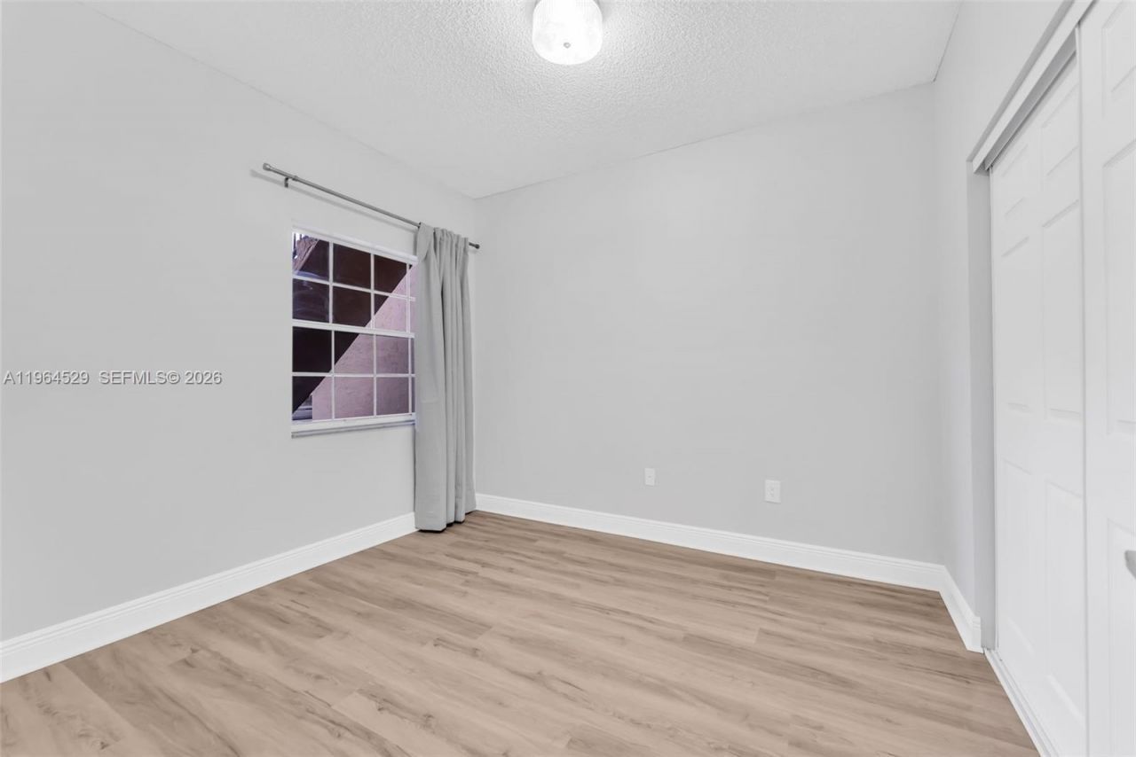 2331 NW 96th Ter, Unit 17F, Pembroke Pines, FL 33024 Photo