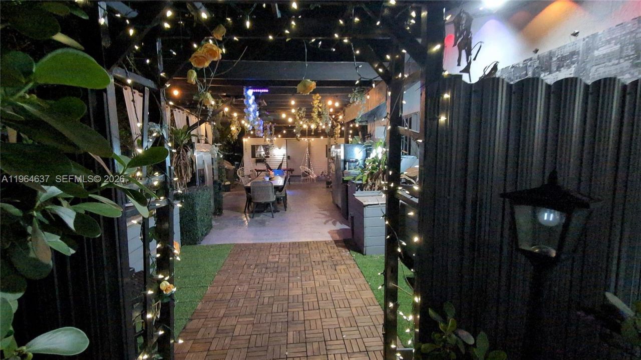 10951 SW 65th St, Miami, FL 33173 Photo