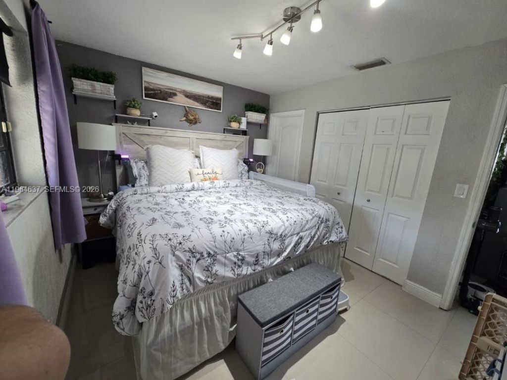 10951 SW 65th St, Miami, FL 33173 Photo