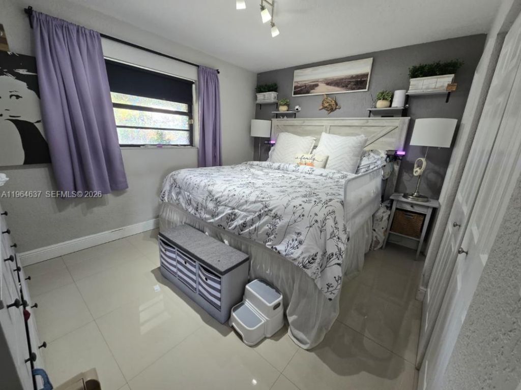 10951 SW 65th St, Miami, FL 33173 Photo