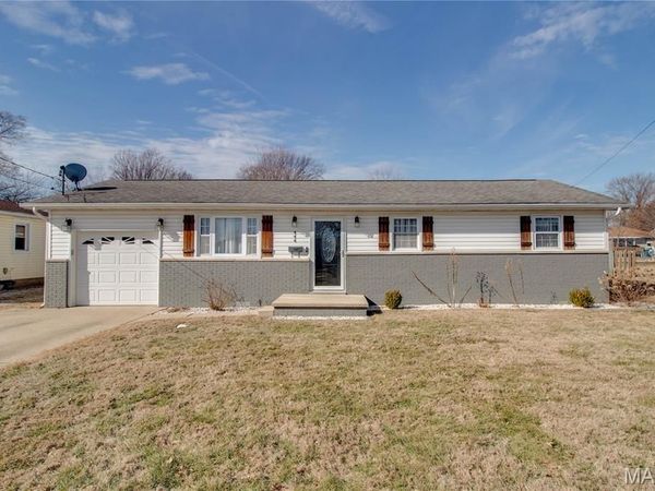 444 Shellview Street, Bethalto, IL 62010