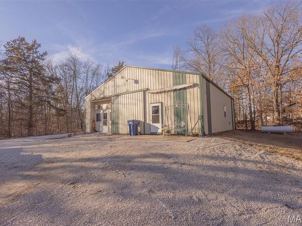 15394 Villa Drive , Monroe City, MO 63456