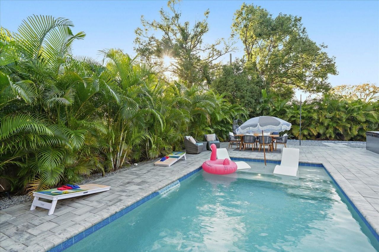 2438 Wisteria Street, Sarasota, FL 34239 Photo