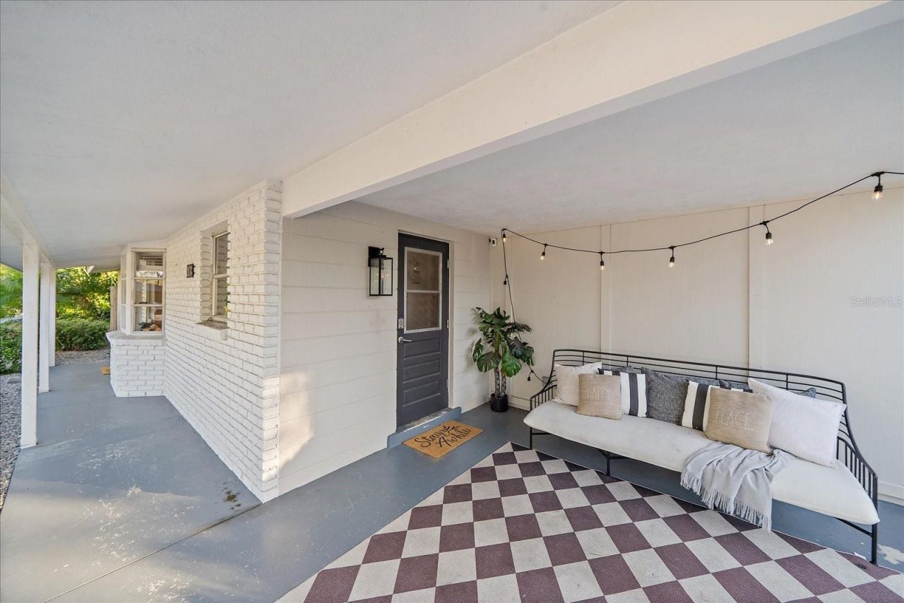 2438 Wisteria Street, Sarasota, FL 34239 Photo