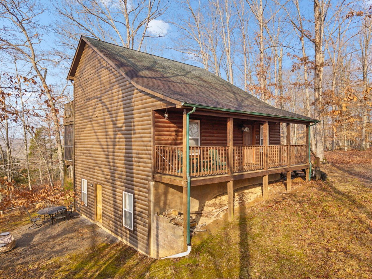 326 Cascade Circle, Russell Springs, KY 42642 Main Photo