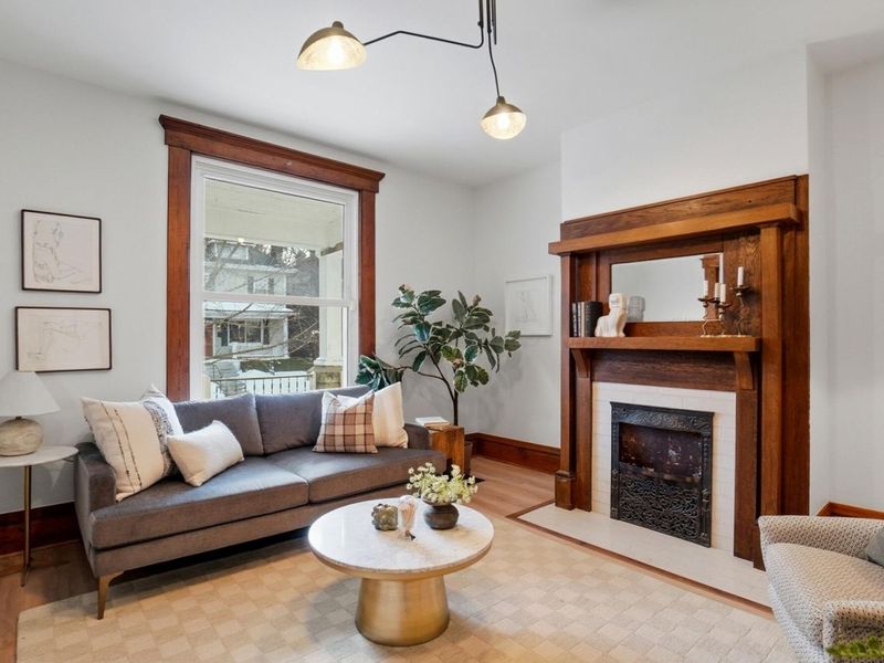 332 E Mithoff Street, Columbus, OH 43206 Photo 5