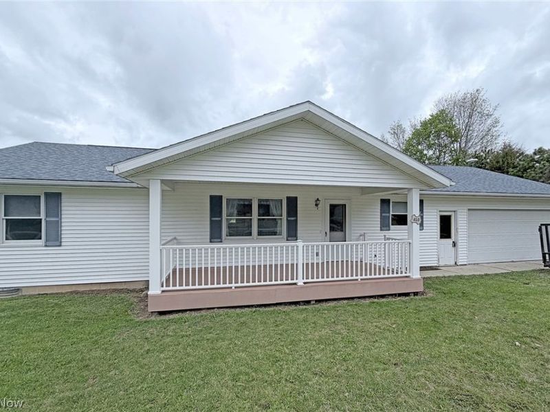 410 Sweet Valley Lane, Kelleys Island, OH 43438 Photo 3
