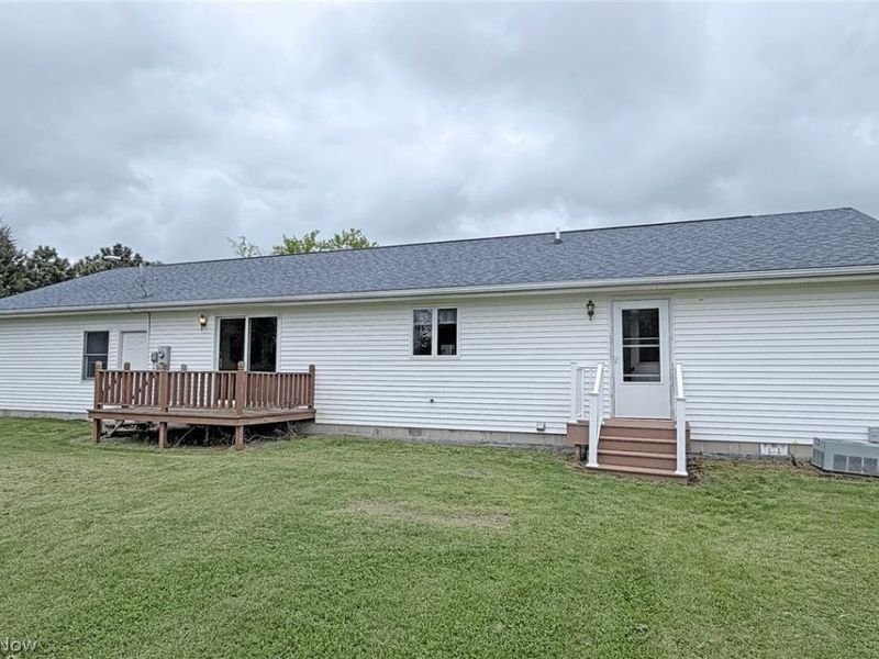 410 Sweet Valley Lane, Kelleys Island, OH 43438 Photo 4