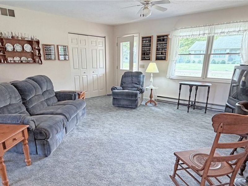 410 Sweet Valley Lane, Kelleys Island, OH 43438 Photo 6