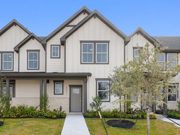 2518 Violet Theo LN, Round Rock, TX 78665