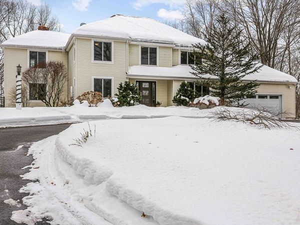 14 Sarsen Stone Way, Southborough, MA 01772