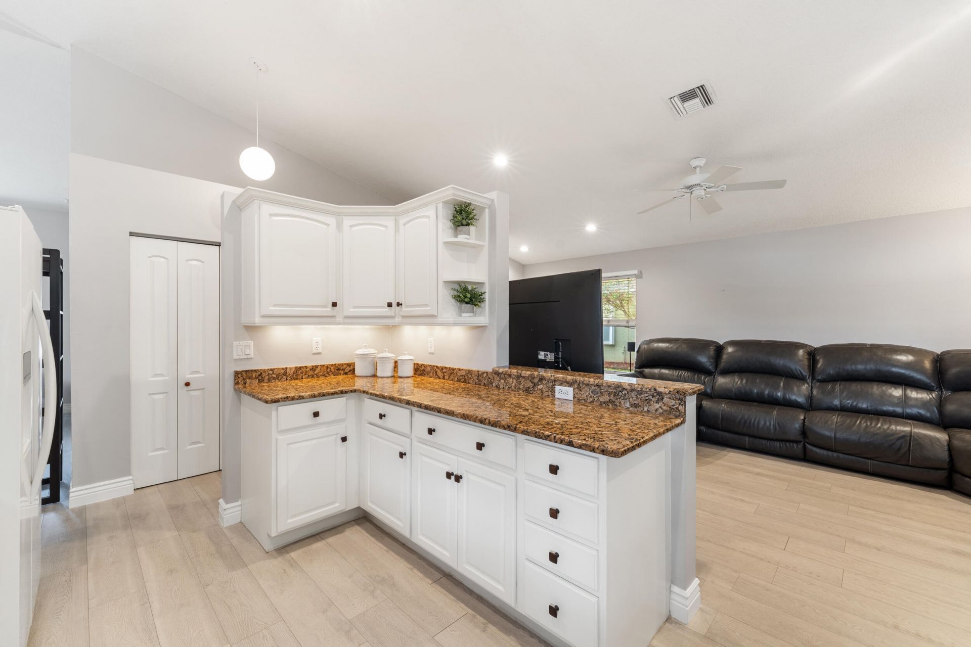 6225 Terra Rosa Circle, Boynton Beach, FL 33472 Photo