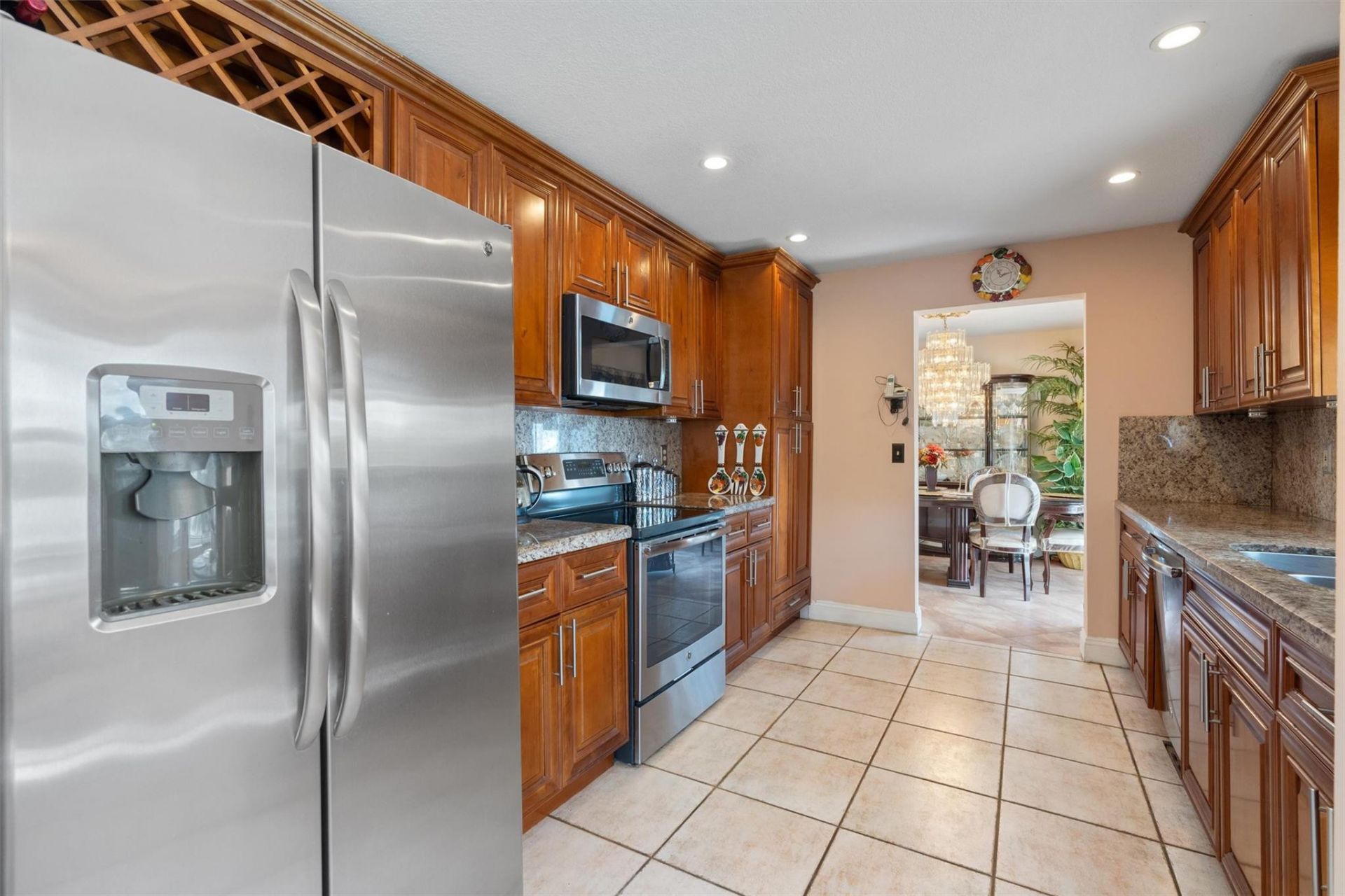 961 SW 98th Avenue, Pembroke Pines, FL 33025 Photo