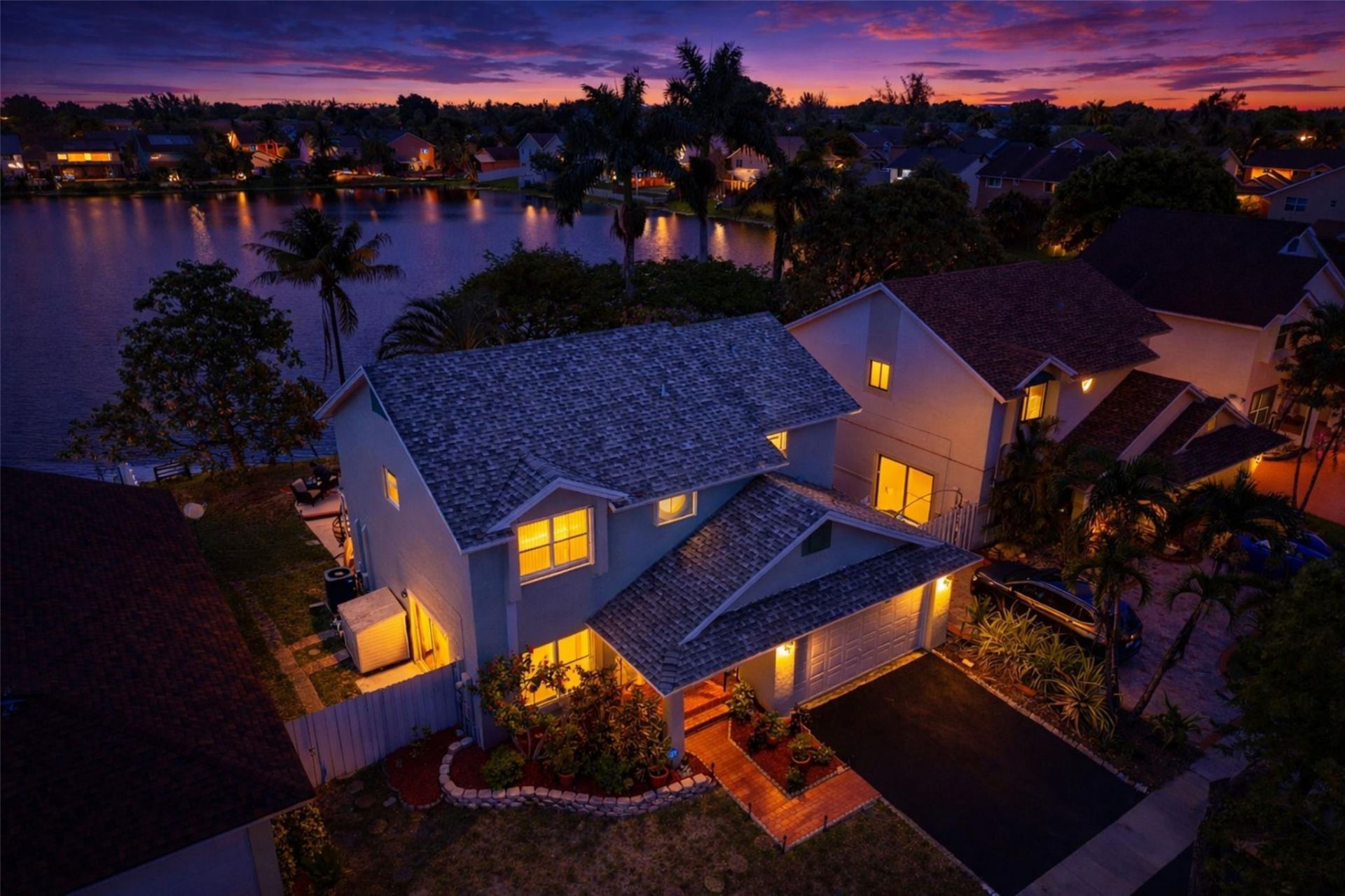 961 SW 98th Avenue, Pembroke Pines, FL 33025 Photo