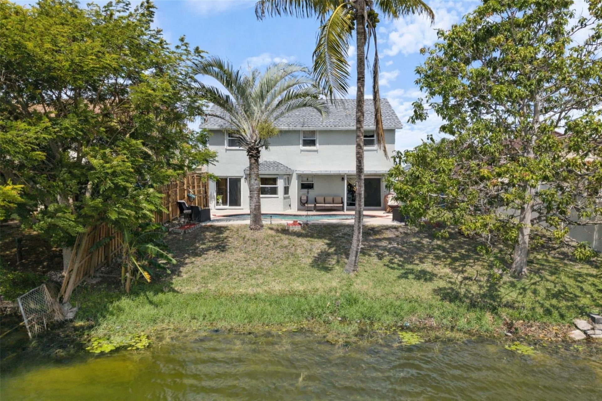 961 SW 98th Avenue, Pembroke Pines, FL 33025 Photo