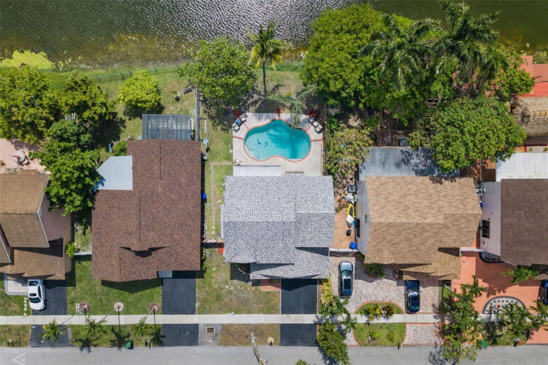 961 SW 98th Avenue, Pembroke Pines, FL 33025 Photo