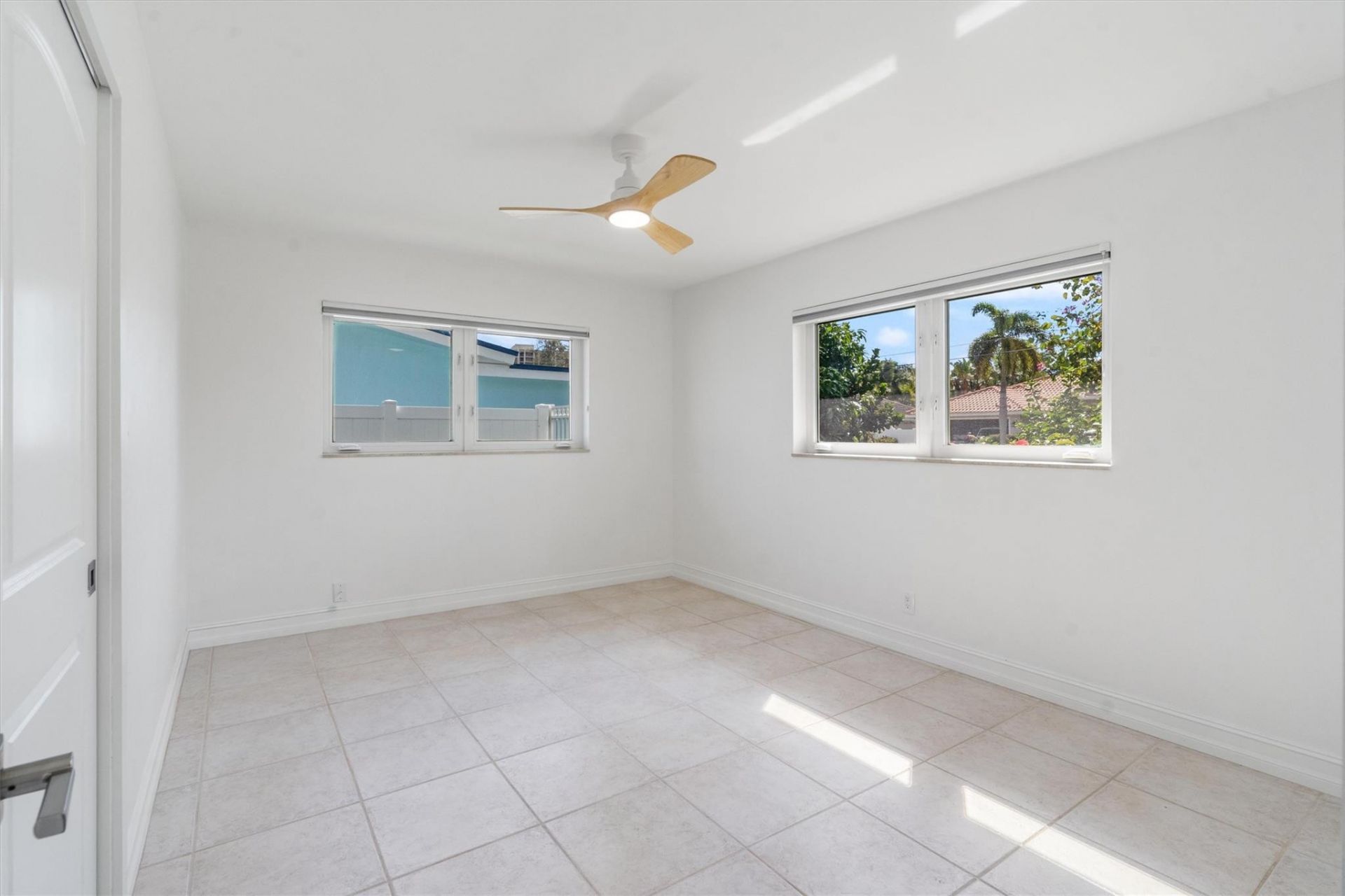 1967 Ocean Mist Drive, Lauderdale by the Sea, FL 33062 Photo