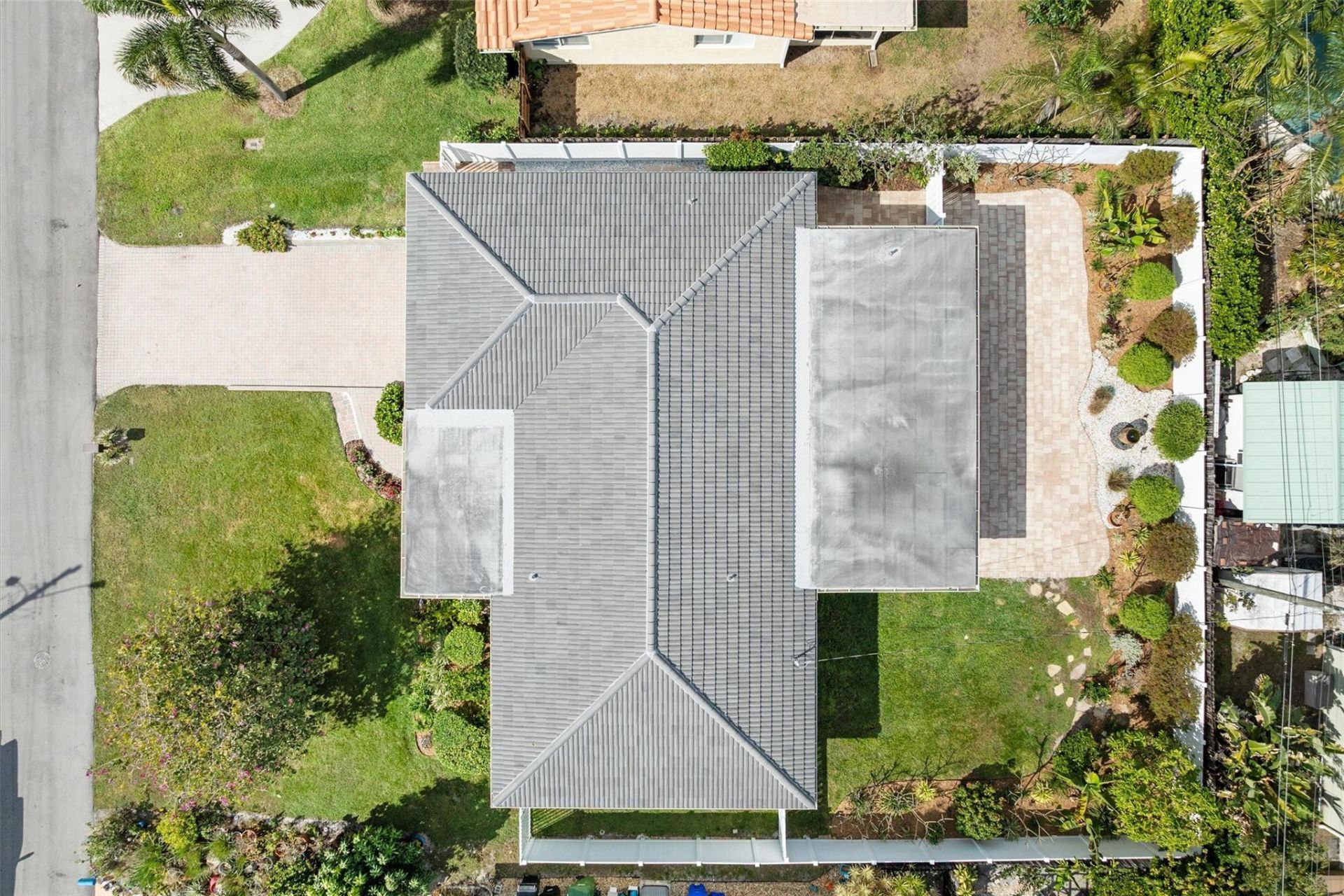 1967 Ocean Mist Drive, Lauderdale by the Sea, FL 33062 Photo