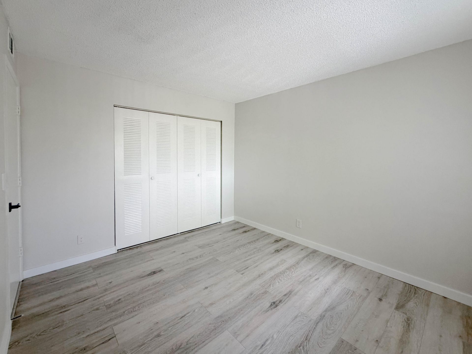 2228 N Cypress Bend Drive, Unit 407, Pompano Beach, FL 33069 Photo