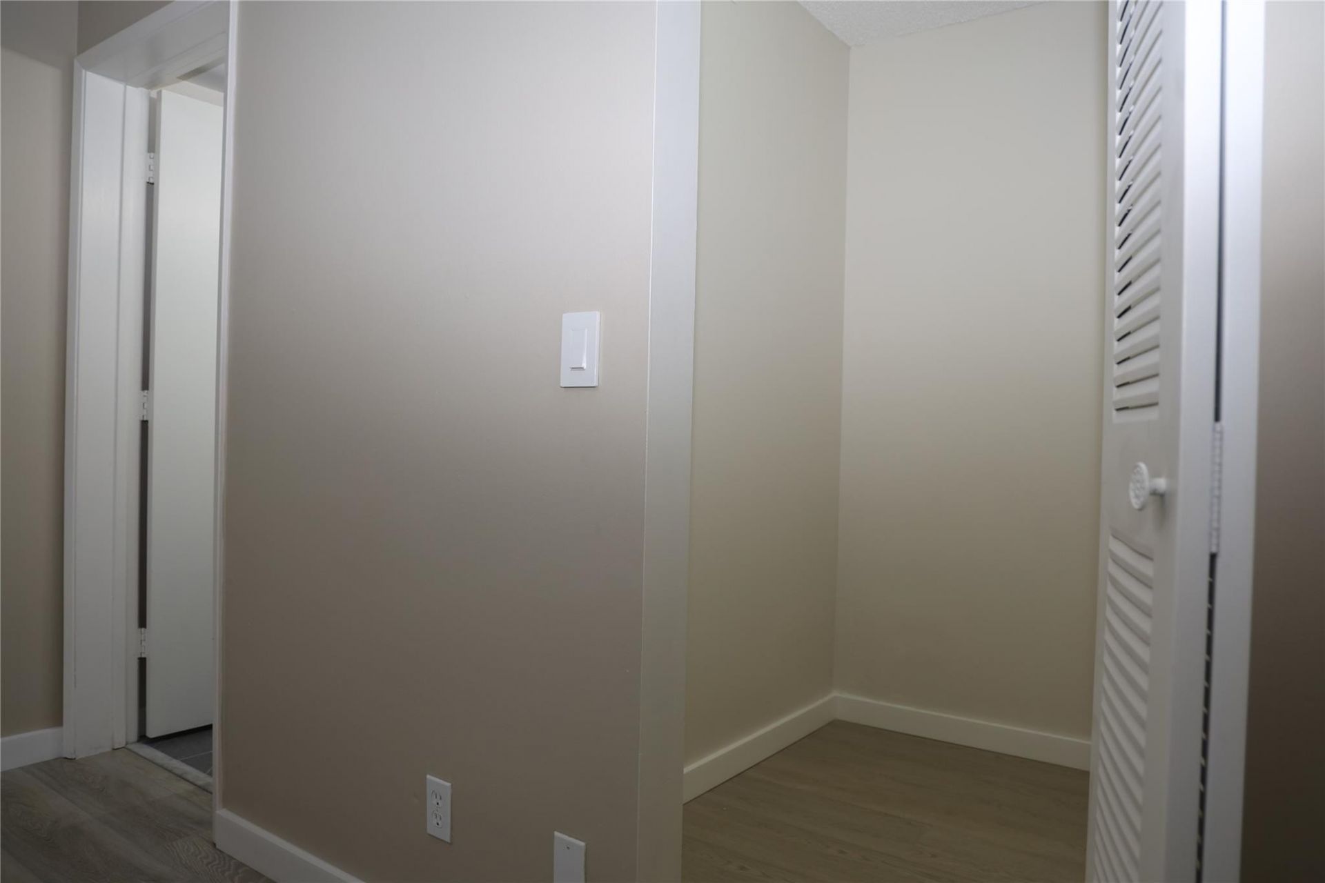 2228 N Cypress Bend Drive, Unit 407, Pompano Beach, FL 33069 Photo