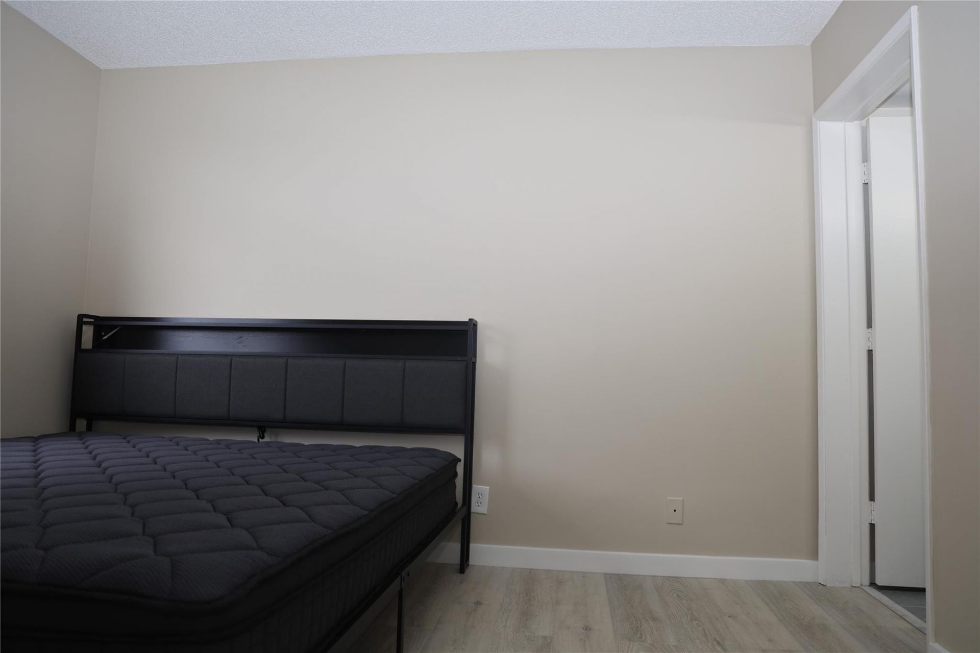 2228 N Cypress Bend Drive, Unit 407, Pompano Beach, FL 33069 Photo