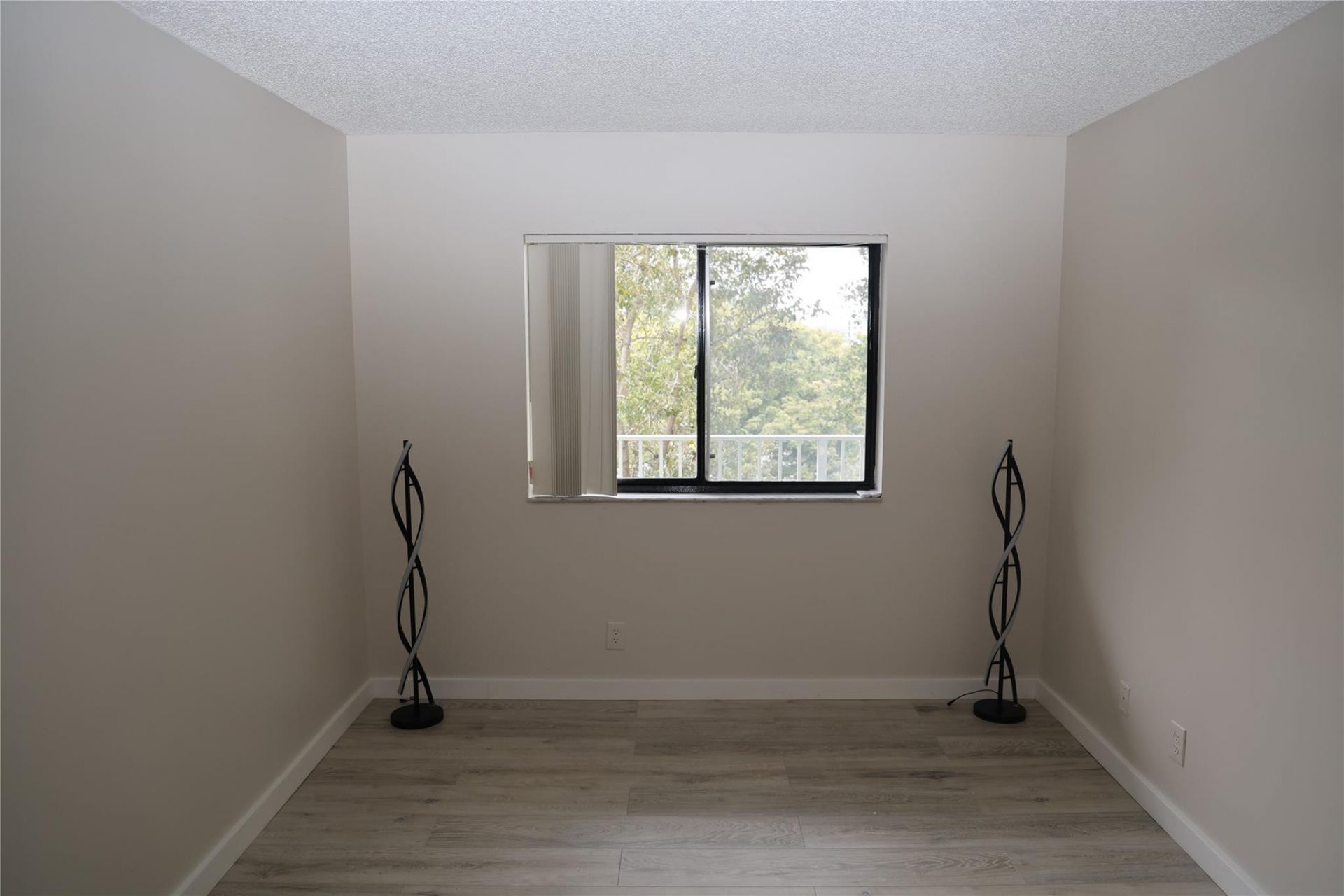 2228 N Cypress Bend Drive, Unit 407, Pompano Beach, FL 33069 Photo