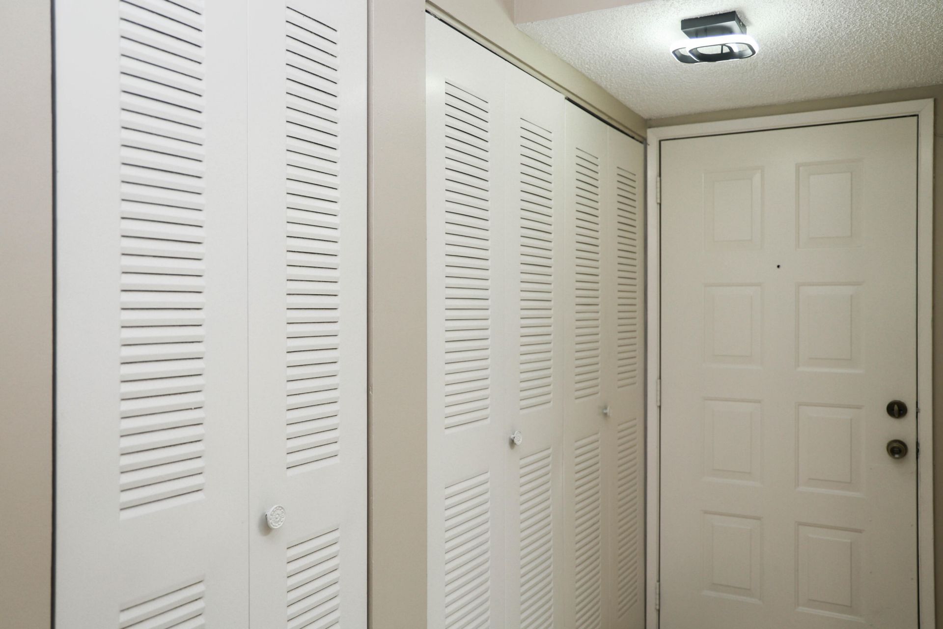 2228 N Cypress Bend Drive, Unit 407, Pompano Beach, FL 33069 Photo