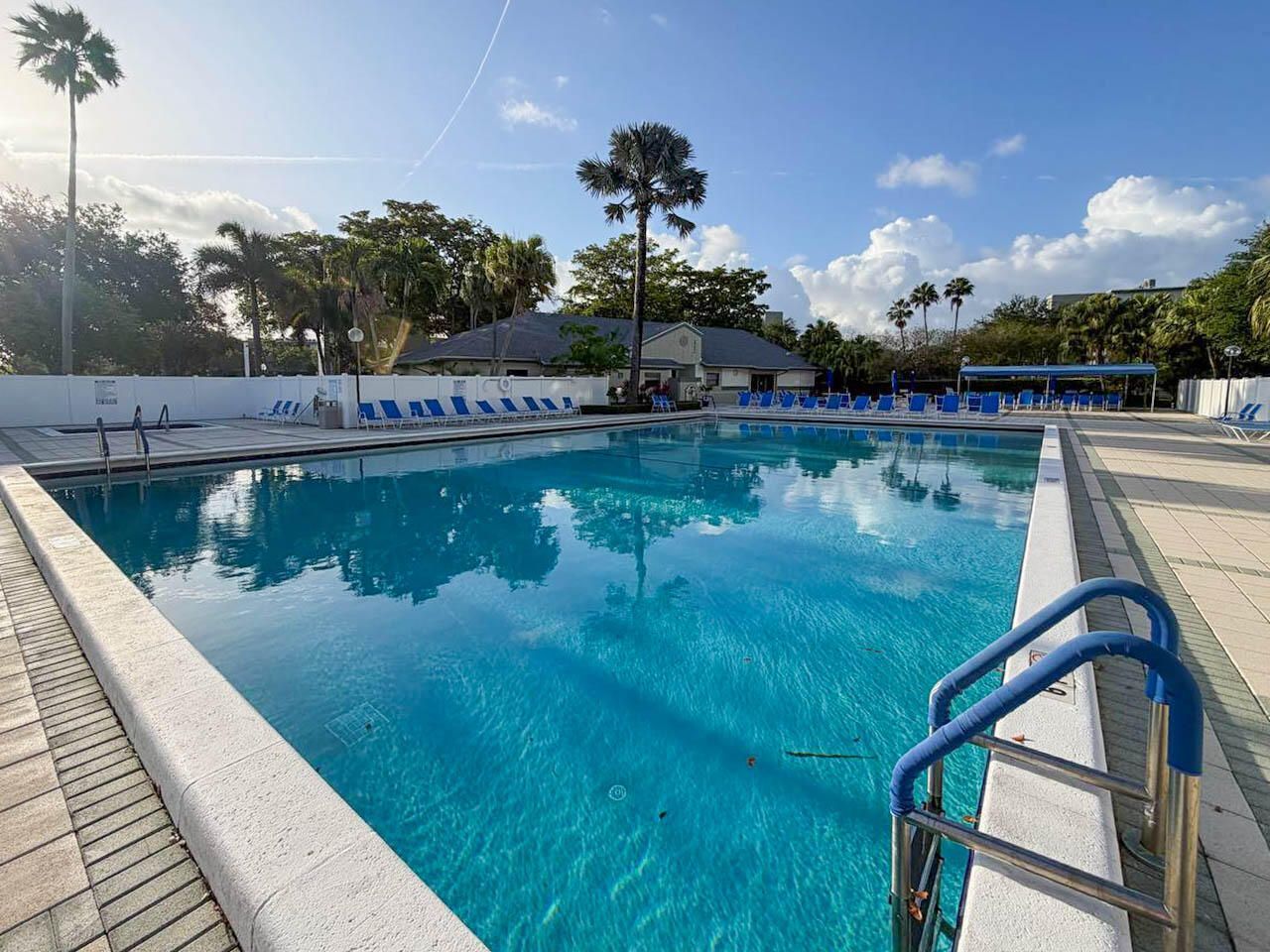 2228 N Cypress Bend Drive, Unit 407, Pompano Beach, FL 33069 Photo