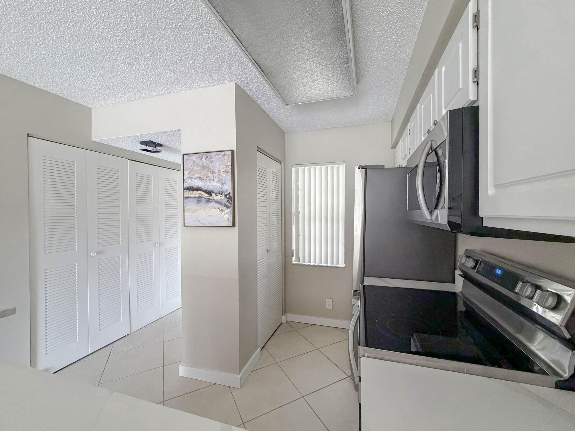 2228 N Cypress Bend Drive, Unit 407, Pompano Beach, FL 33069 Photo