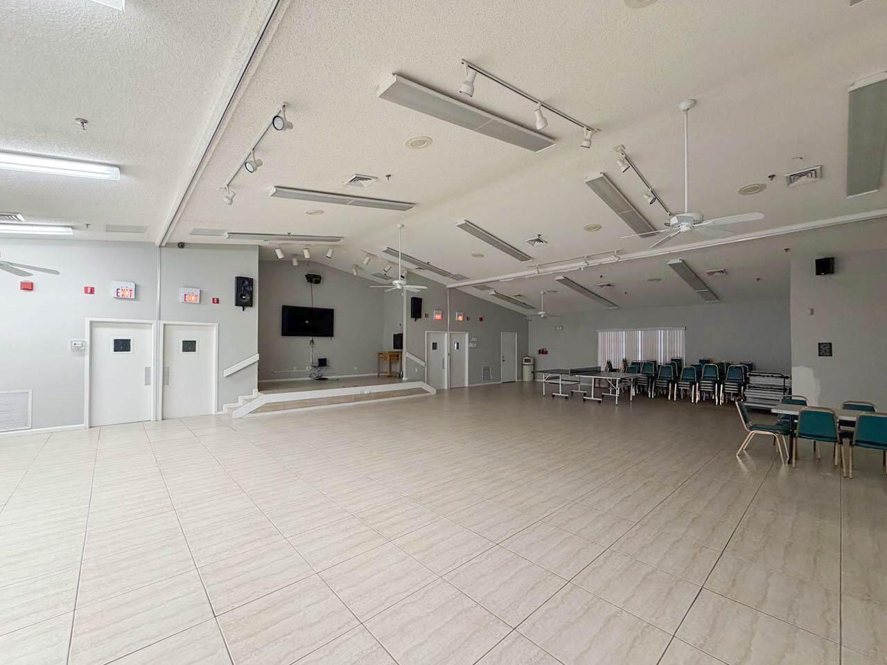 2228 N Cypress Bend Drive, Unit 407, Pompano Beach, FL 33069 Photo