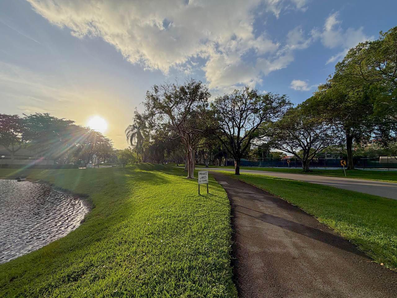 2228 N Cypress Bend Drive, Unit 407, Pompano Beach, FL 33069 Photo