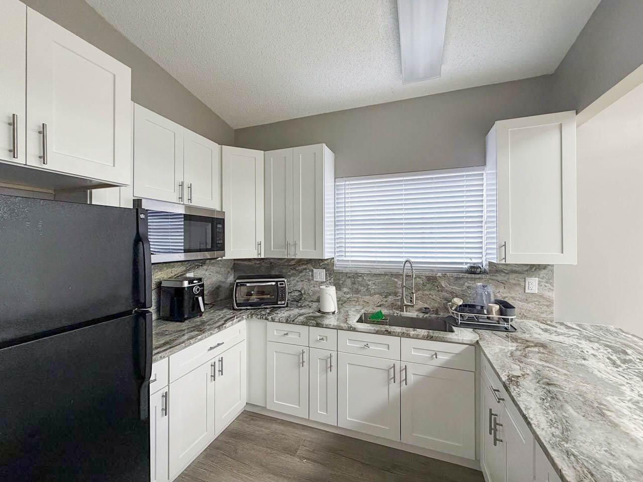 2228 N Cypress Bend Drive, Unit 407, Pompano Beach, FL 33069 Photo