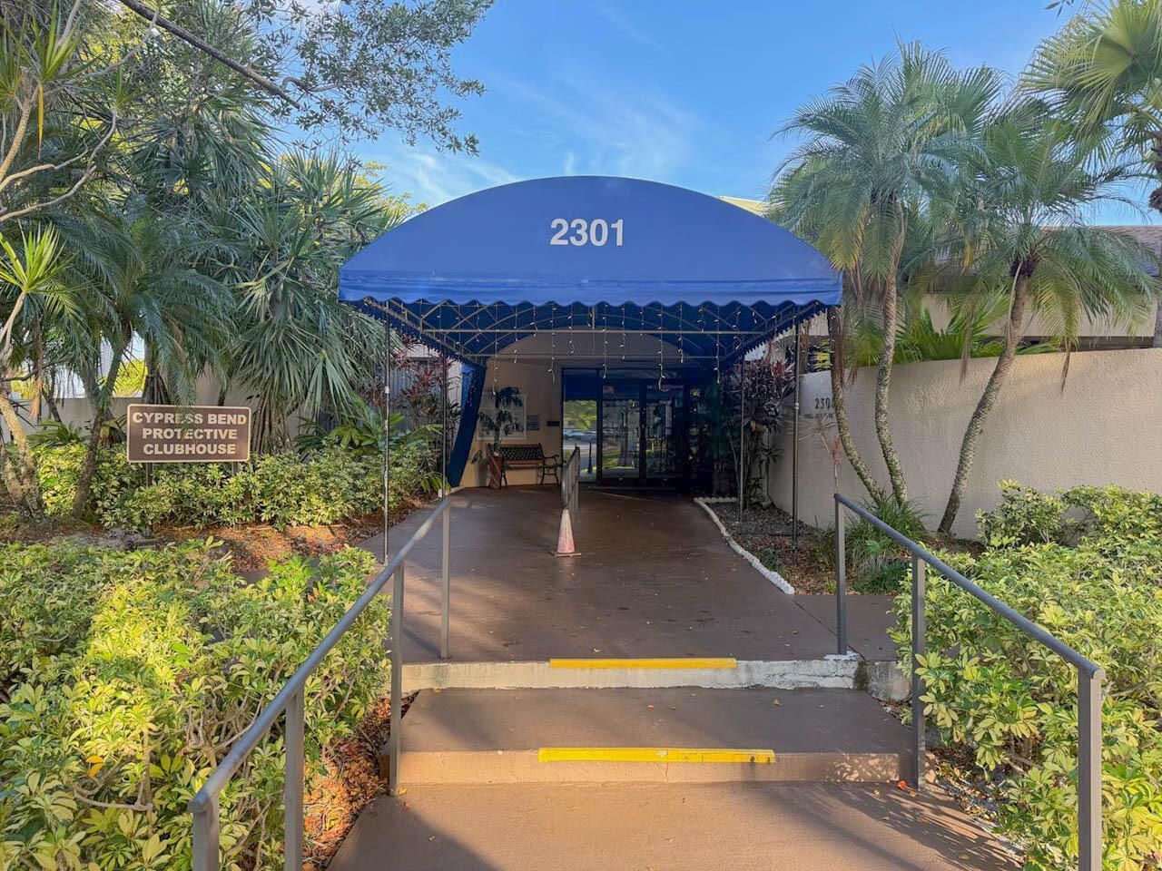 2228 N Cypress Bend Drive, Unit 407, Pompano Beach, FL 33069 Photo