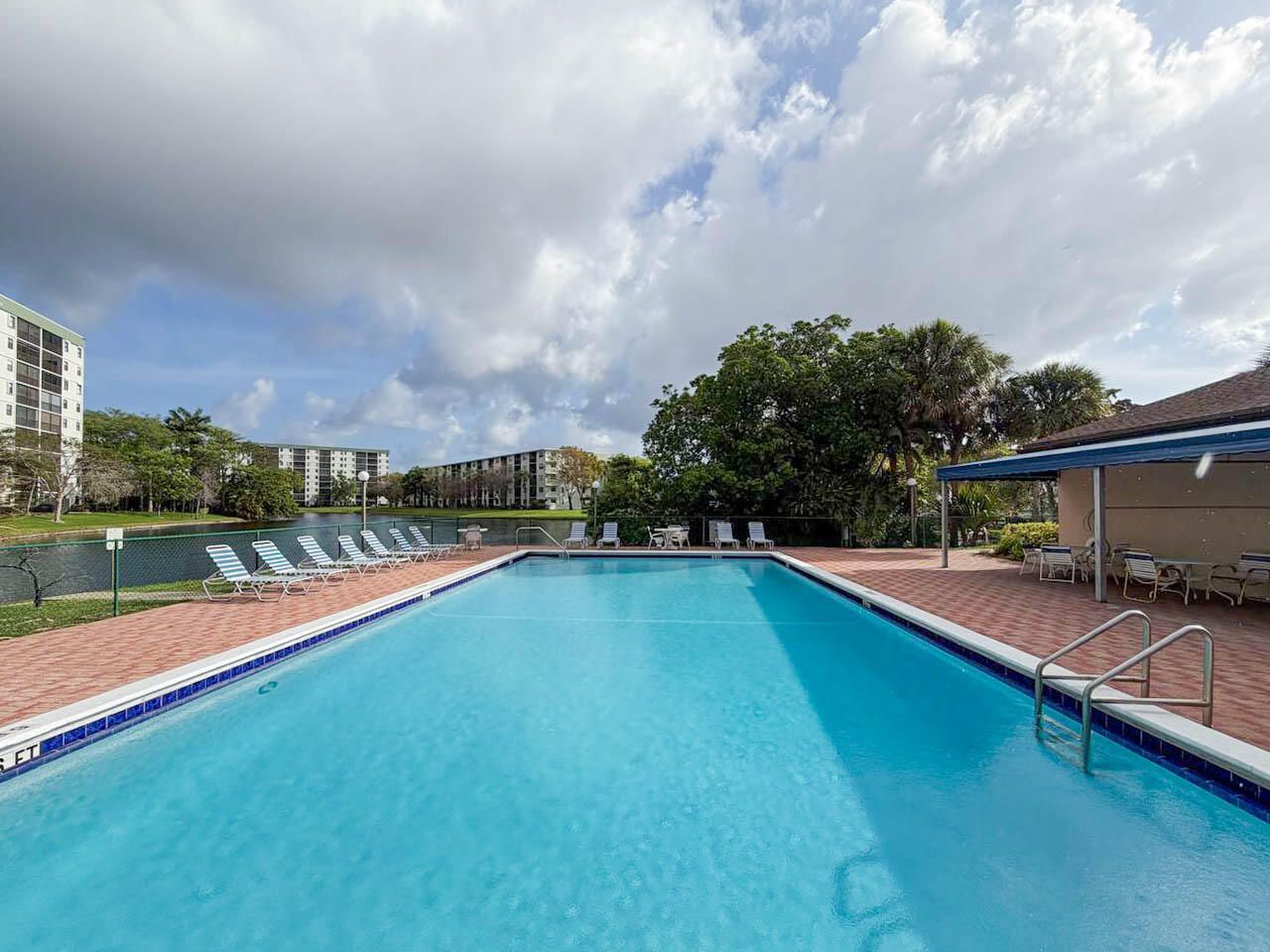2228 N Cypress Bend Drive, Unit 407, Pompano Beach, FL 33069 Photo