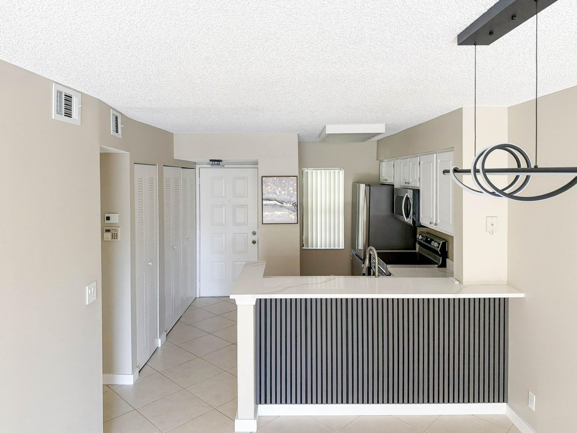 2228 N Cypress Bend Drive, Unit 407, Pompano Beach, FL 33069 Photo