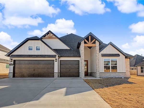 1511 Tiffany Street , Centerton, AR 72719