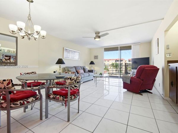 410 NW 68th Ave , Unit 401, Plantation, FL 33317