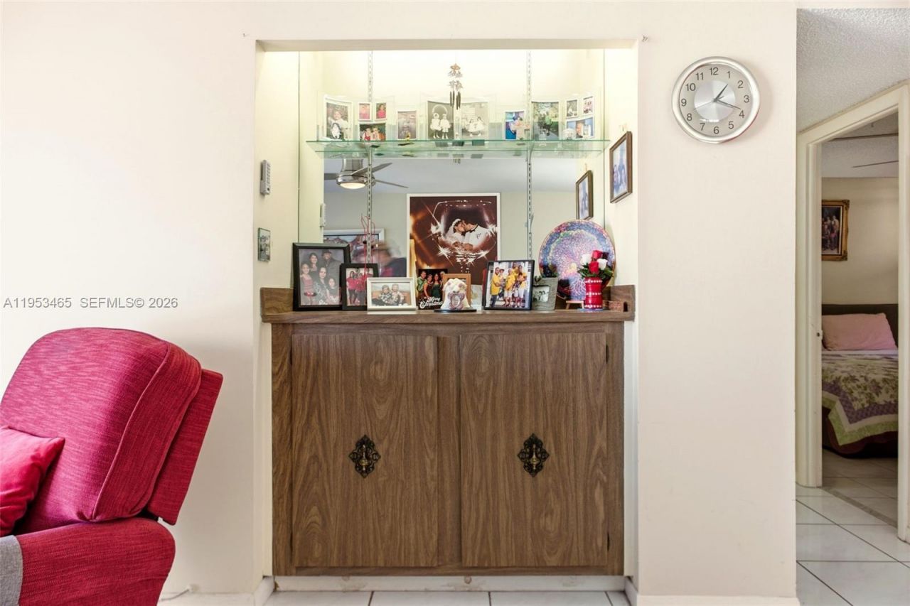 410 NW 68th Ave , Unit 401, Plantation, FL 33317 Photo