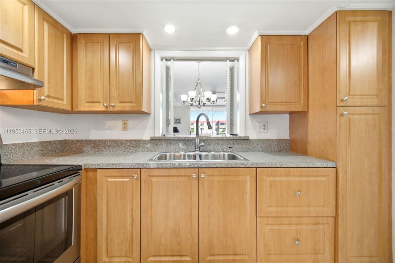 410 NW 68th Ave , Unit 401, Plantation, FL 33317 Photo