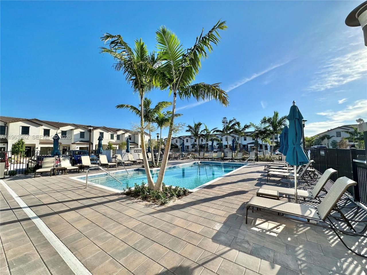 255 SW 159th Pl, Unit ., Pembroke Pines, FL 33027 Photo