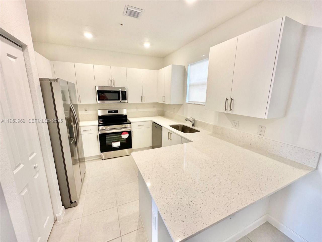255 SW 159th Pl, Unit ., Pembroke Pines, FL 33027 Photo