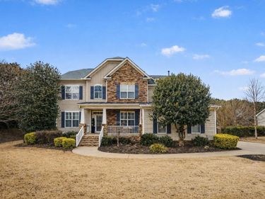 5516 Colonial Oaks Drive, Apex, NC 27539