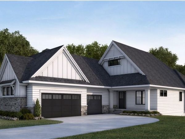 588 Harbor Court, Shoreview, MN 55126